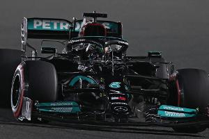 Hamilton holt Pole Position in Katar - Verstappen Zweiter