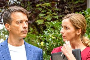 "Sturm der Liebe": Lia hofft, dass Ariane in Eriks Falle tappen und sich vor Robert verraten wird.