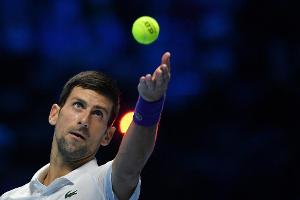 Topfavorit Djokovic startet erfolgreich in die ATP Finals