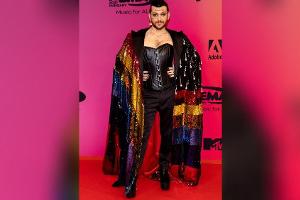 EMAs in Ungarn: Riccardo Simonetti setzt ein Zeichen gegen Homophobie