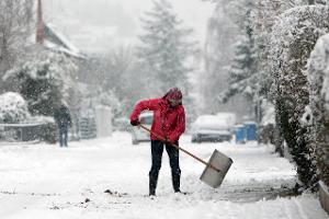 Streupflichten für Mieter und Eigentümer im Winter