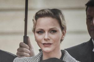 Fürstin Charlène von Monaco ist auf dem Weg nach Hause
