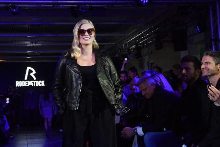 Luna Schweiger bei der Rodenstock Eyewear Show 2019 im Isarf...
