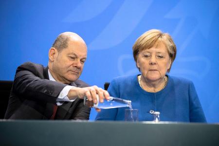 Olaf Scholz Angela Merkel