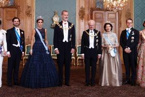 Königin Letizia und Königin Silvia mit Outfit-Hommage an Victoria