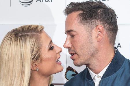 Paris Hilton und Carter Reum sind seit Februar verlobt und haben nun geheiratet. Paris Hilton und Carter Reum sind seit Februar verlobt und haben nun geheiratet.