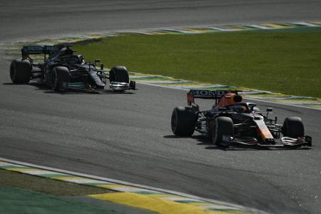 Nach Verstappen-Manöver: Mercedes wird am Donnerstag angehört Nach Verstappen-Manöver: Mercedes wird am Donnerstag angehört