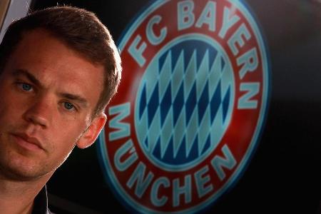 Als Neuer von seinem Heimatverein Schalke nach München wechselte, gab es einen Aufschrei - sowohl von den Bayern- als auch v...