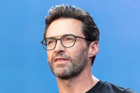Hugh Jackman geht es nach einer Infektion mit dem Coronavirus den Umständen entsprechend gut. Hugh Jackman geht es nach einer Infektion mit dem Coronavirus den Umständen entsprechend gut.