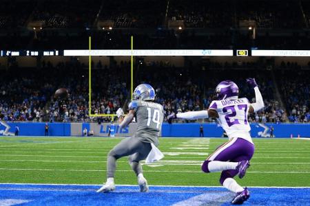 Erster NFL-Touchdown: St. Brown schenkt Lions Premierensieg Erster NFL-Touchdown: St. Brown schenkt Lions Premierensieg