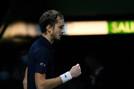Medwedew führt russisches Team zum Davis-Cup-Triumph Medwedew führt russisches Team zum Davis-Cup-Triumph