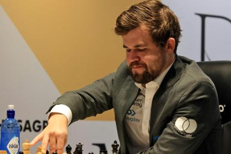 Schach-WM: Carlsen baut mit zweitem Sieg Führung aus Schach-WM: Carlsen baut mit zweitem Sieg Führung aus