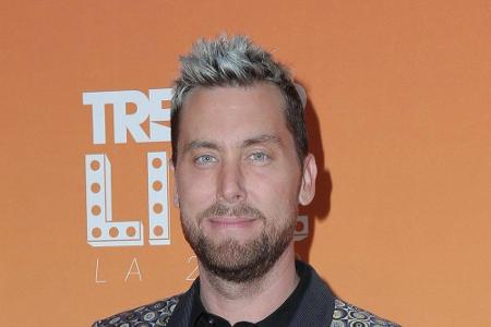 Ex-NSYNC-Sänger Lance Bass konnte sich gleich doppelt freuen: Zusammen mit Schauspieler Michael Turchin wurde er Vater von Z...