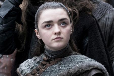 Arya Stark ist dafür bekannt, sich nicht in ihrer Rolle als Mädchen wohlzufühlen. Ein Kleid? Undenkbar! Sie will kämpfen - u...