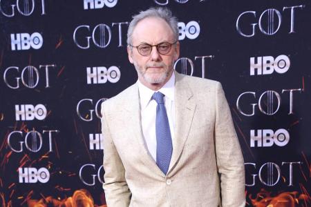 Schauspieler Liam Cunningham ist privat mittlerweile etwas mehr ergraut - nicht zu übersehen ist zudem seine Brille auf der ...