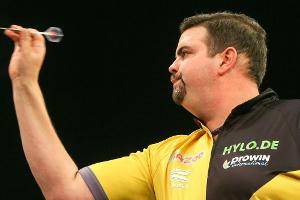 Clemens folgt Hempel in die dritte Runde der Darts-WM