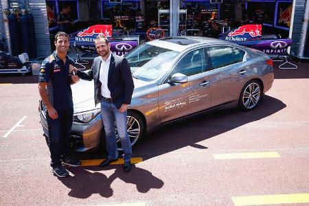 Daniel Ricciardo - Infiniti Q50 Hybrid