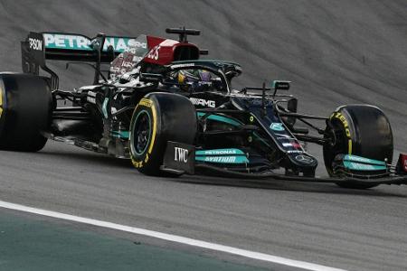 Hamilton im Dschidda-Training vor Verstappen