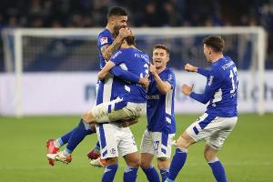 Schalke siegt ohne Grammozis - Werder gewinnt zum zweiten Mal mit Werner