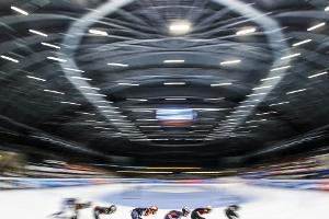 Eisschnelllauf: Rijhnen beim Weltcup in Calgary schneller als Olympiastarter Beckert