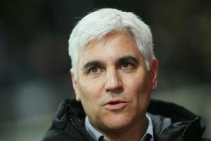 St. Pauli: Sportdirektor Bornemann mit positivem Coronatest
