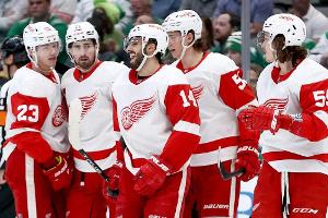 NHL: Seider feiert Sieg mit Detroit