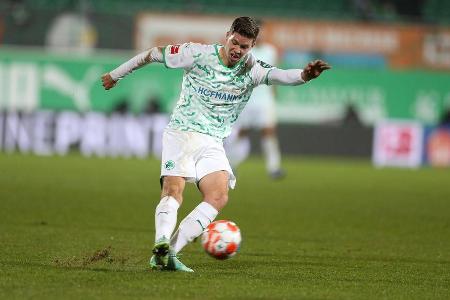 Ersetzte Abiama in der Spitze, offenbarte allerdings physische Defizite und befand sich deshalb fest im Griff von Hummels un...
