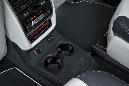 BMW X7 Becherhalter
