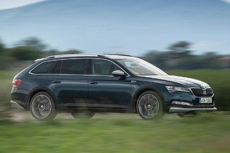 03/2021, Skoda Superb Scout