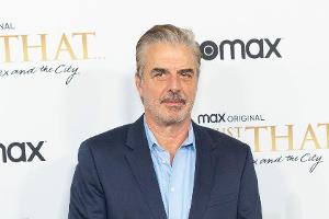 Chris Noth: Weitere Frau wirft ihm sexuellen Übergriff vor