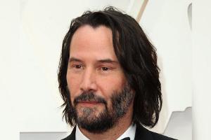 Keanu Reeves über das "Sad Keanu"-Meme: "Ich esse nur ein Sandwich!"
