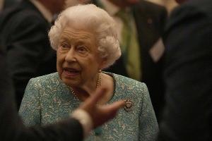 Queen vor Ort: Bewaffneter Eindringling auf dem Schlossgelände