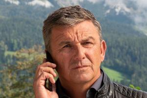 Hans Sigl: Das müsste sein Nachfolger als "Bergdoktor" mitbringen