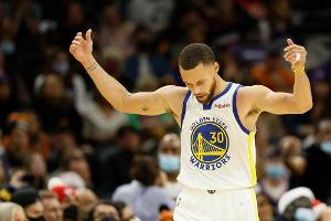 Christmas Games: Curry überragt bei Warriors-Sieg in Phoenix