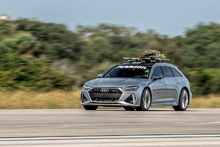 Audi RS6 Hennessey Weihnachtsbaum Transport