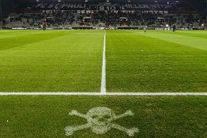 St. Pauli: Angreifer Makienok positiv auf Corona getestet