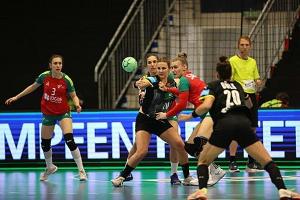 DHB-Frauen besiegen Tschechien zum WM-Start