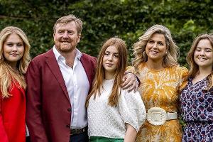 Endlich wiedervereint: Neues Foto der niederländischen Königsfamilie