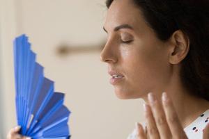 Vorzeitige Wechseljahre: Wenn die Menopause in jungen Jahren einsetzt