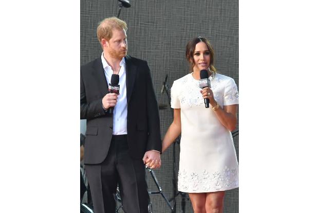 ...wartete die Queen vergeblich. Ein spektakuläres Interview, das er Harry und seine Ehefrau Meghan im März 2021 gaben, hatt...