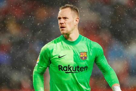 Wie das Portal 'fichajes' behauptet, beschäftigt sich der BVB auch mit Marc-André ter Stegen vom FC Barcelona. Doch da die B...