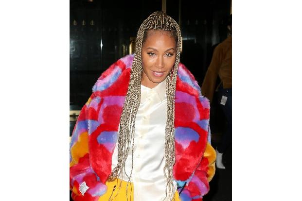Jada Pinkett-Smith erinnert sich zum Jahresbeginn daran, dass wir uns um unseren Körper kümmern sollen. Das müssen nicht unb... Jada Pinkett-Smith erinnert sich zum Jahresbeginn daran, dass wir uns um unseren Körper kümmern sollen. Das müssen nicht unb...