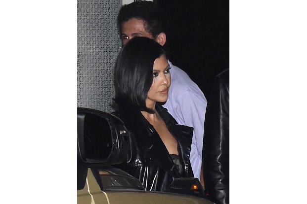 Kourtney Kardashian wünscht sich für 2022 mehr Umweltbewusstsein. Auf Instagram forderte sie: 