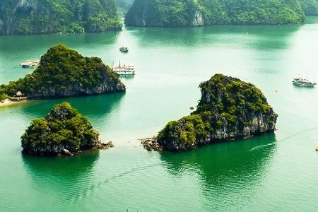 Die Halong-Bucht im Norden Vietnams gehört zu den beliebtesten Fotomotiven überhaupt. Kein Wunder: Das UNESCO-Weltkulturerbe...