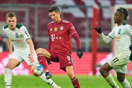 Zum Auftakt der Rückrunde in der Fußball-Bundesliga siegte Gladbach mit 2:1 beim FC Bayern. Die Münchner dominierten die Anf... Zum Auftakt der Rückrunde in der Fußball-Bundesliga siegte Gladbach mit 2:1 beim FC Bayern. Die Münchner dominierten die Anf...