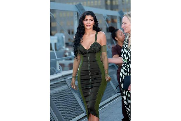 …machte die Runde und der kleine Fan erntete einen Shitstorm. Kylie eilte dem Mädchen zu Hilfe und klärte auf: Sie habe sich...