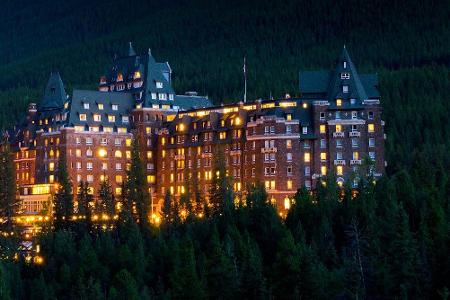 Der Geist des Hotelpagen Sam McAuley soll weiterhin pflichtbewusst im Fairmont Banff Springs Hotel seinen Dienst erfüllen. D... Der Geist des Hotelpagen Sam McAuley soll weiterhin pflichtbewusst im Fairmont Banff Springs Hotel seinen Dienst erfüllen. D...
