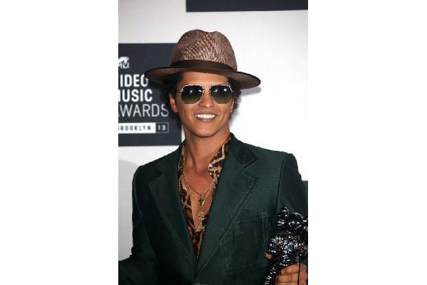 Eine ähnliche Geschichte weiß auch Bruno Mars zu erzählen. Er sei für seine Freunde immer Bruno gewesen, versicherte der Sän...
