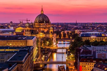 Berlin: In der Hauptstadt kostet ein Liter E10 gemittelt 1,681 Euro. Beim Diesel ist Berlin dagegen am zweitgünstigsten, für...