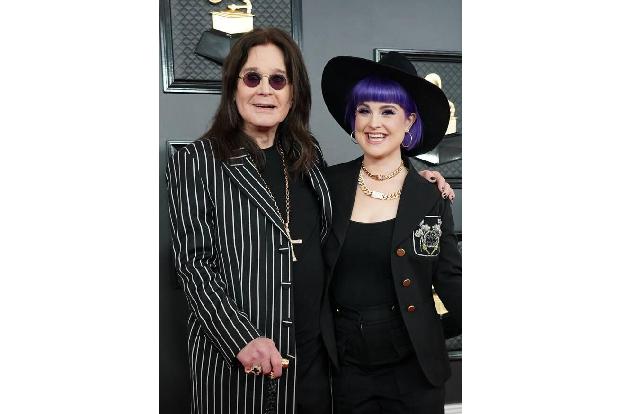 Bei Kelly Osbourne war es wohl vor allem der Lebenswandel, der die Pfunde purzeln ließ, nur um sie anschließend doppelt wied...